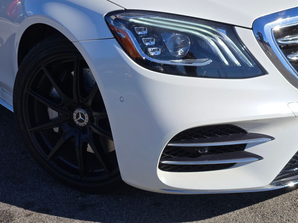 2018 Mercedes Benz S 560 4MATIC photo 3