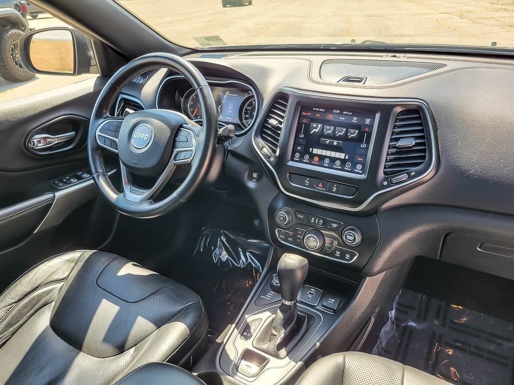 2021 Jeep Cherokee Latitude Lux photo 20