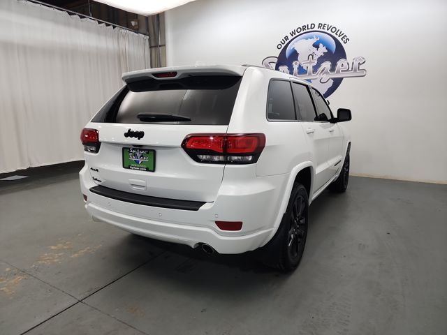 2021 Jeep Grand Cherokee Laredo X photo 5