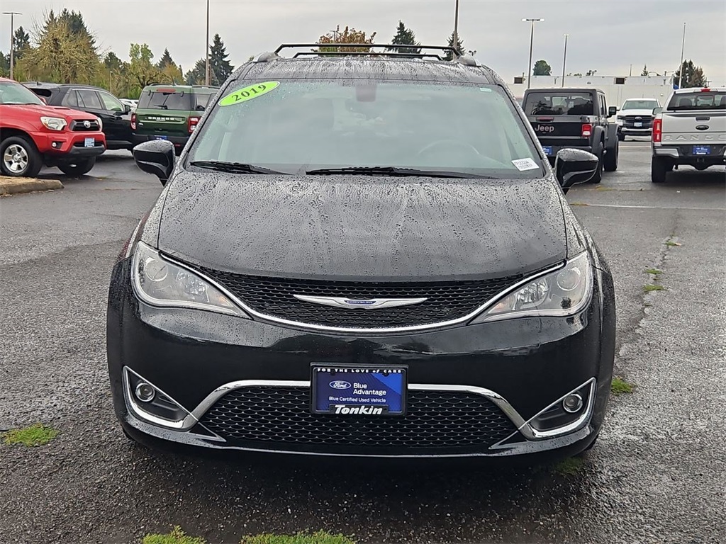 2019 Chrysler Pacifica Touring L photo 7