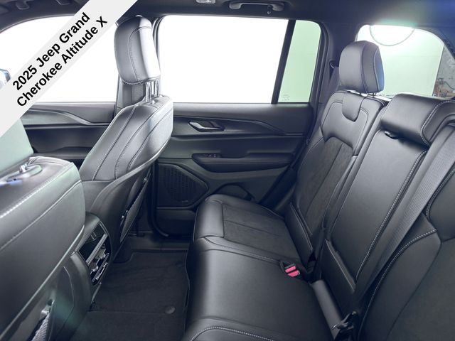 2025 Jeep Grand Cherokee Altitude X photo 19