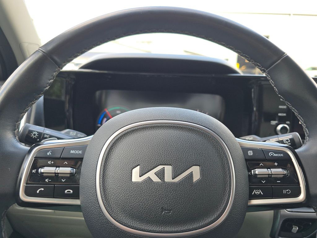2022 Kia Sorento Hybrid S photo 15