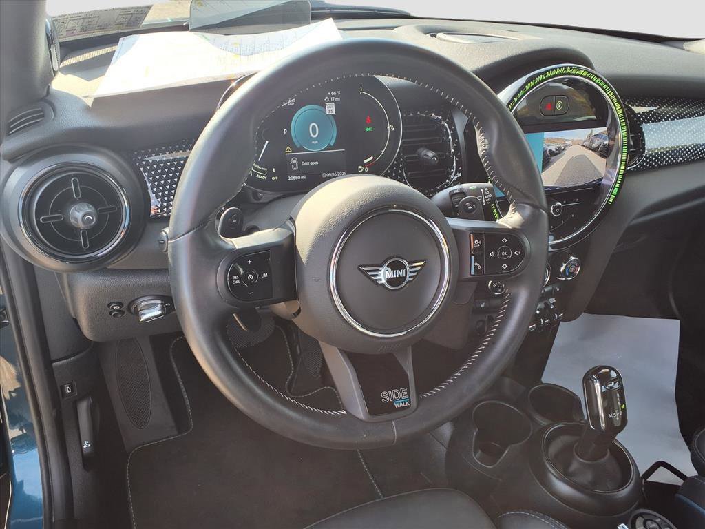 2022 Mini Cooper Convertible S photo 13