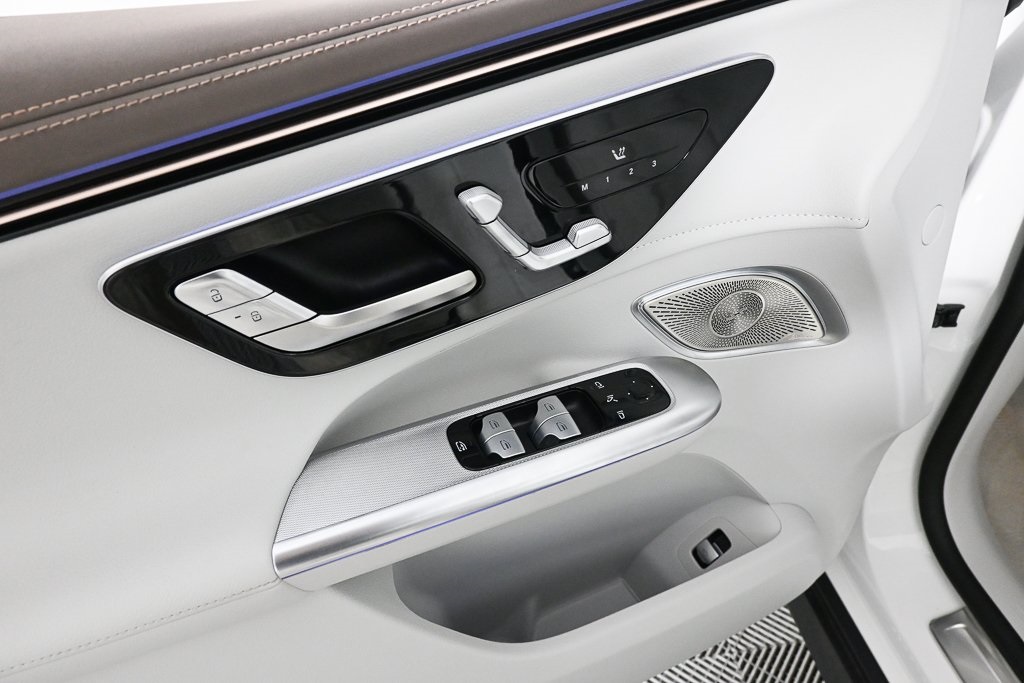 2024 Mercedes Benz EQE SUV 350 photo 7
