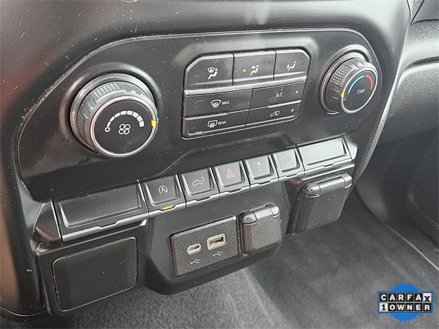 2021 Chevrolet Silverado 1500 Custom photo 19