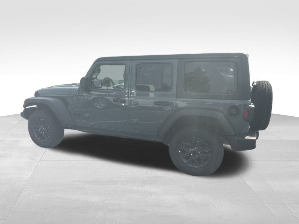 2025 Jeep Wrangler Sport S photo 4