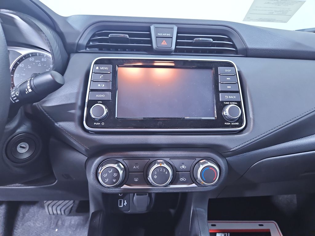 2025 Nissan Versa 1.6 S photo 17