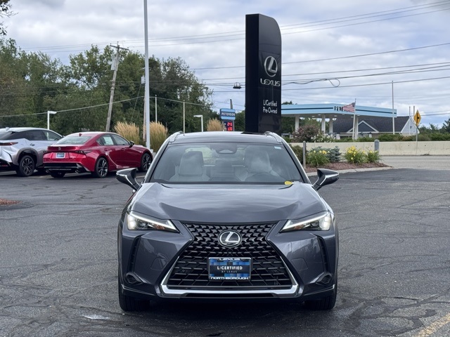 2025 Lexus UX Premium photo 9