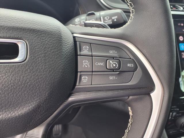 2025 Jeep Grand Cherokee Altitude X photo 14
