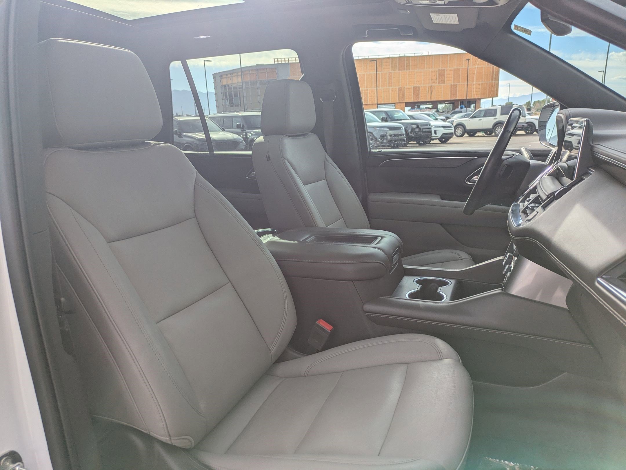 2022 Chevrolet Tahoe LT photo 31