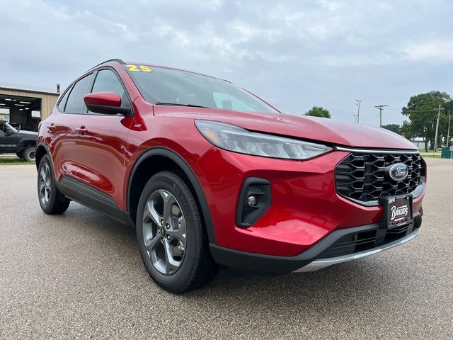 2025 Ford Escape Hybrid ST-Line Select photo 3