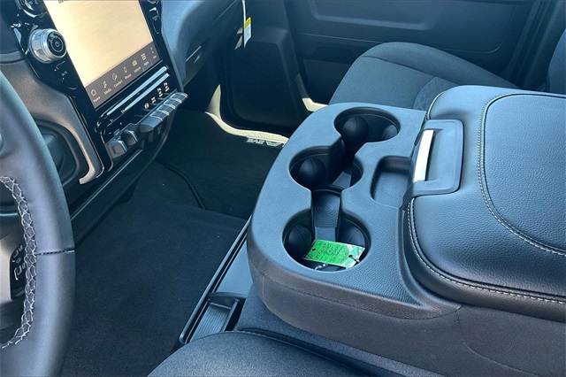 2025 Ram 3500 Tradesman photo 8