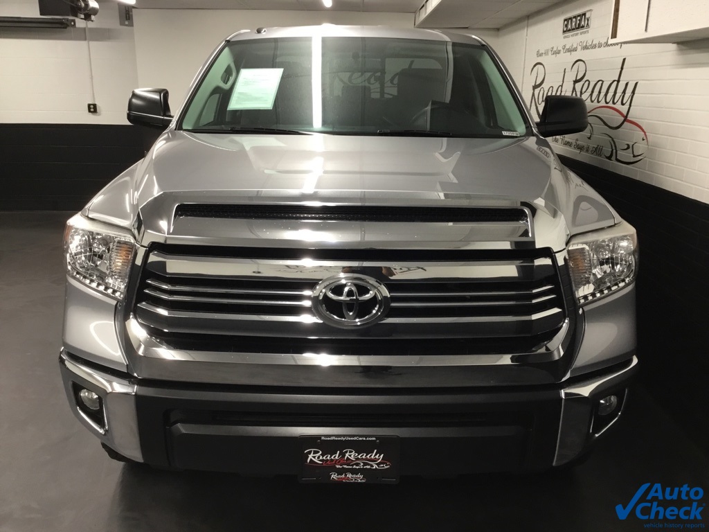 2017 Toyota Tundra TRD Pro photo 3