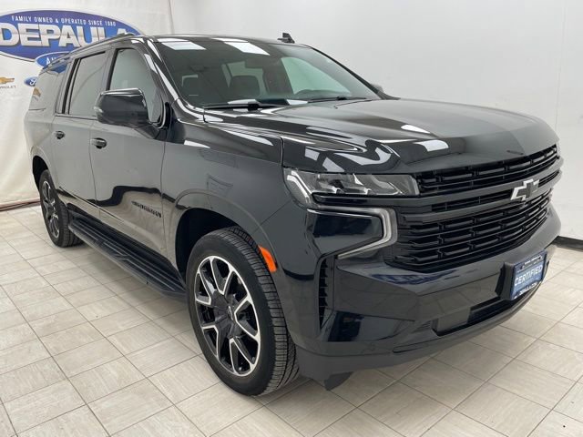2023 Chevrolet Suburban RST's photo