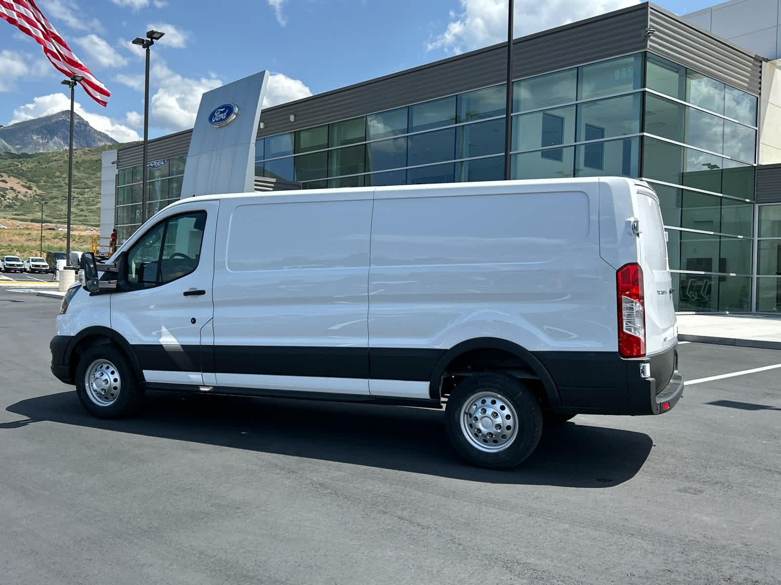 2025 Ford Transit Van Base - Photo 9
