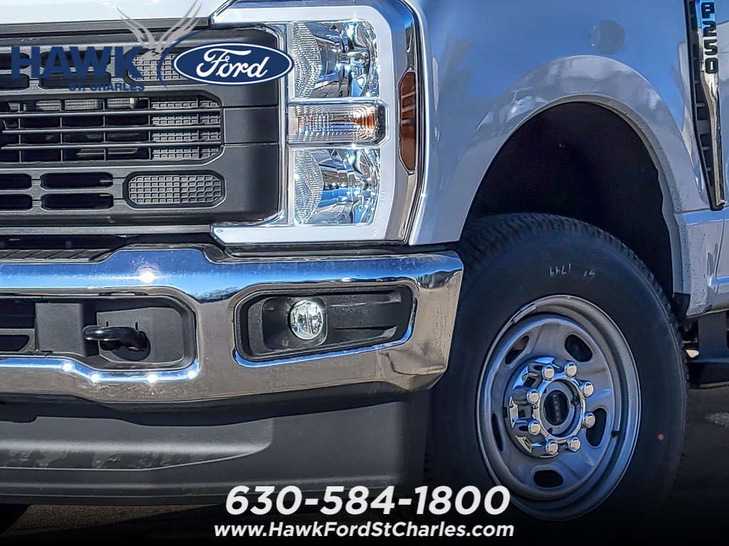 2026 FORD F-250 - Image 2