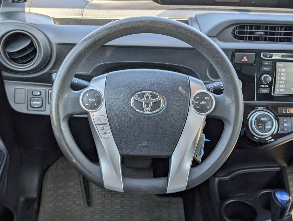 2015 Toyota Prius C Four photo 7