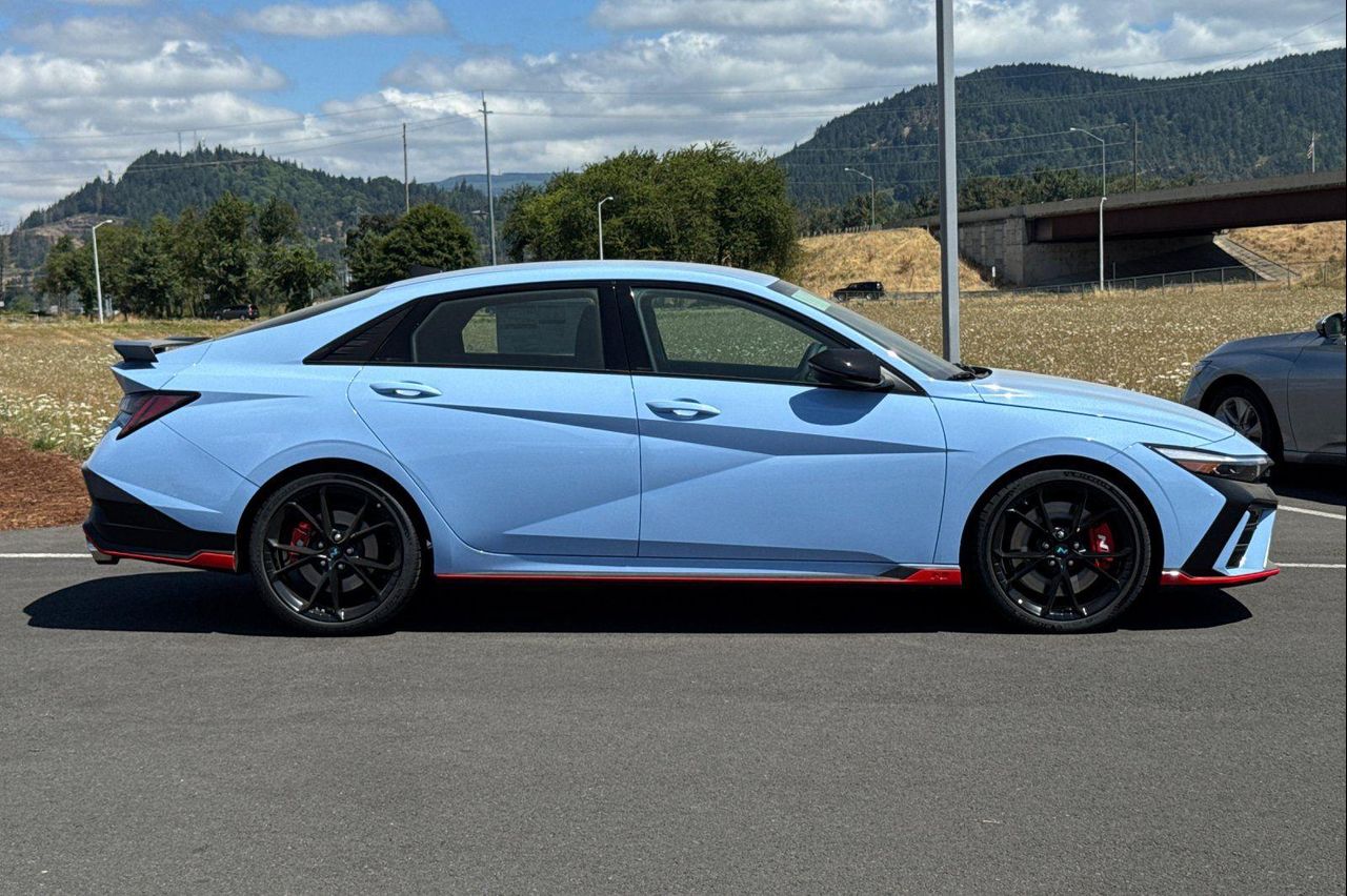 2025 Hyundai Elantra N Base photo 2