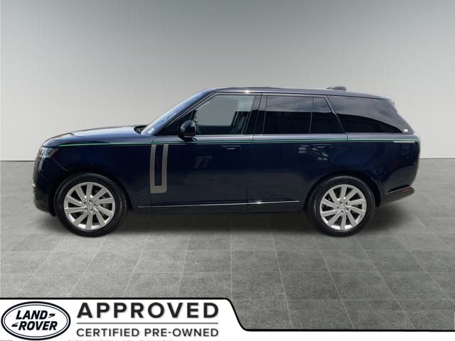 2023 Land Rover Range Rover SE photo 2