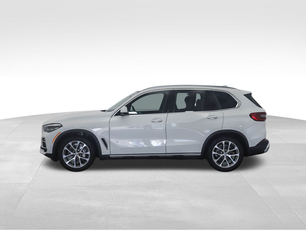 Used 2019 BMW X5 40i with VIN 5UXCR6C5XKLL06183 for sale in Minneapolis, Minnesota