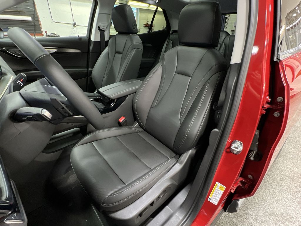 2025 Buick Envision Preferred photo 12