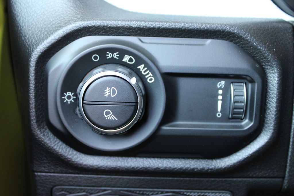 2024 Jeep Gladiator Sport photo 46
