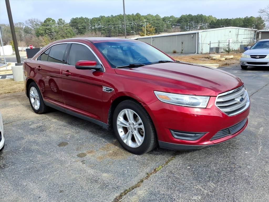 2014 Ford Taurus SEL photo 4