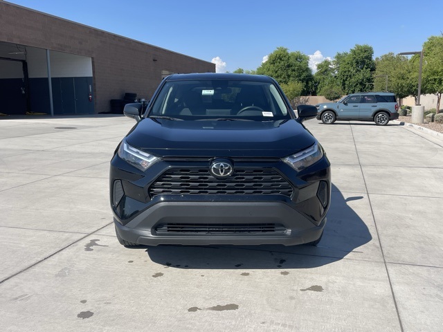 2024 Toyota RAV4 LE photo 2