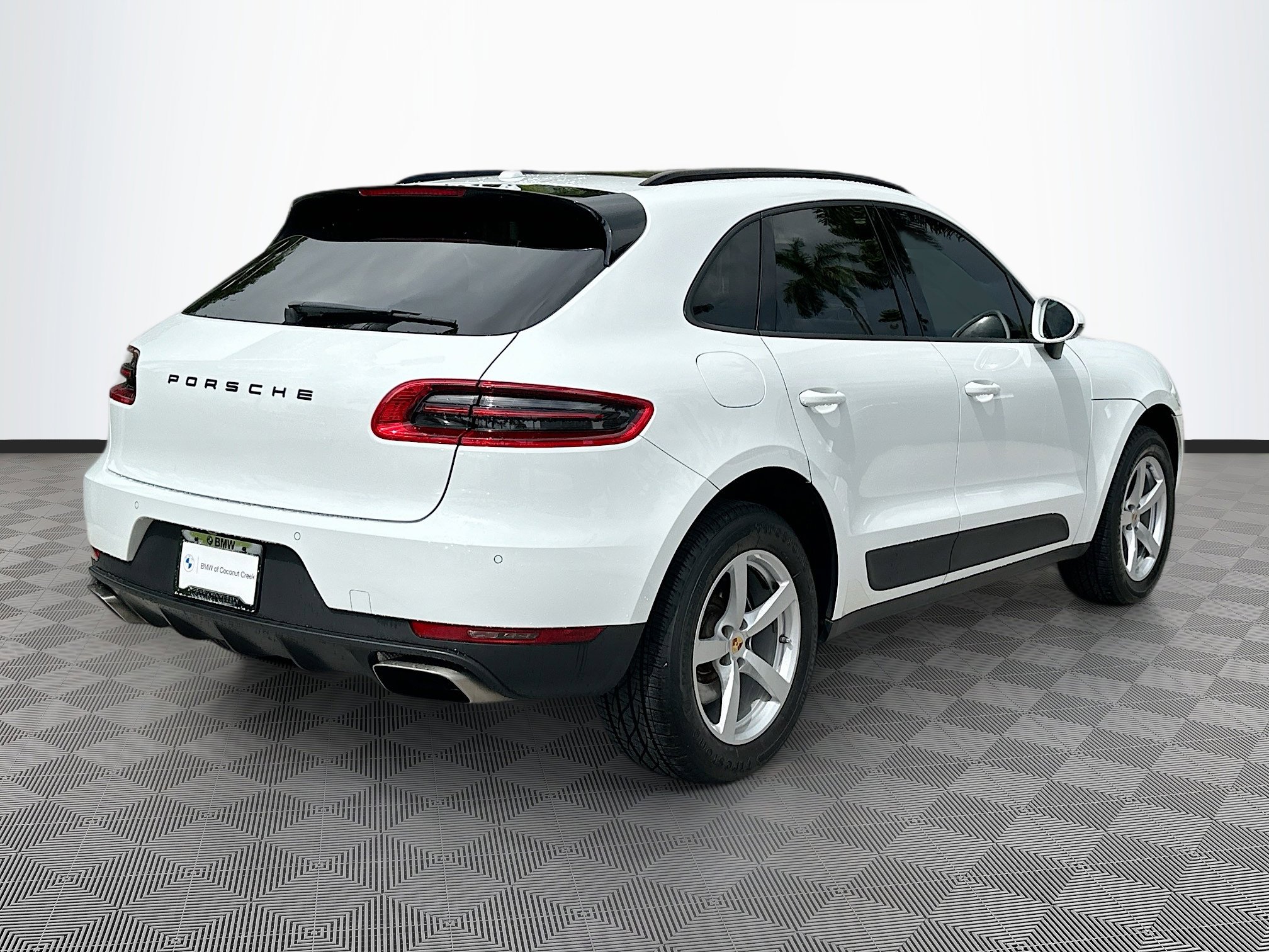 2018 Porsche Macan photo 7