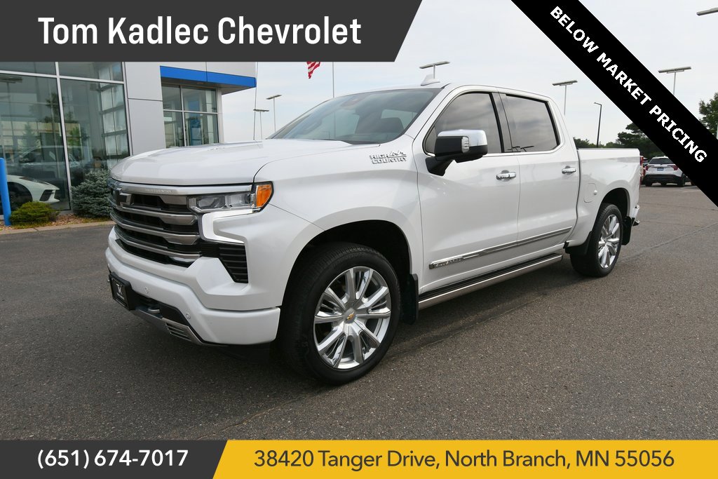 2023 Chevrolet Silverado 1500 High Country's photo