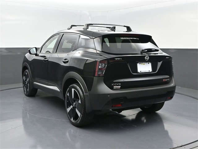 2025 Nissan Kicks SR photo 4