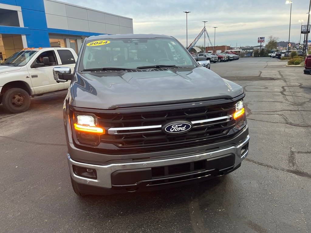 2024 Ford F-150 XLT photo 3