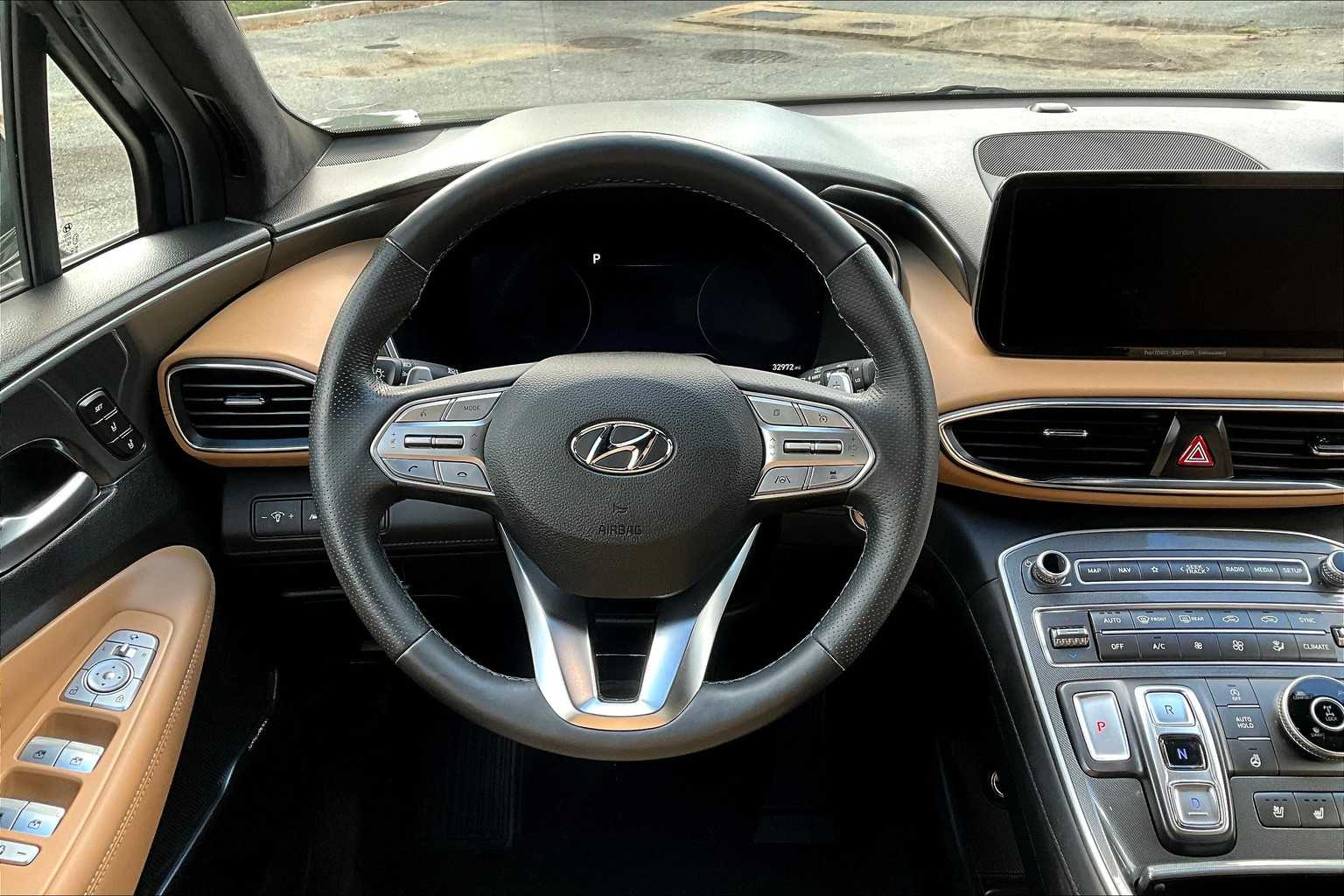 2022 Hyundai Santa Fe Calligraphy photo 5
