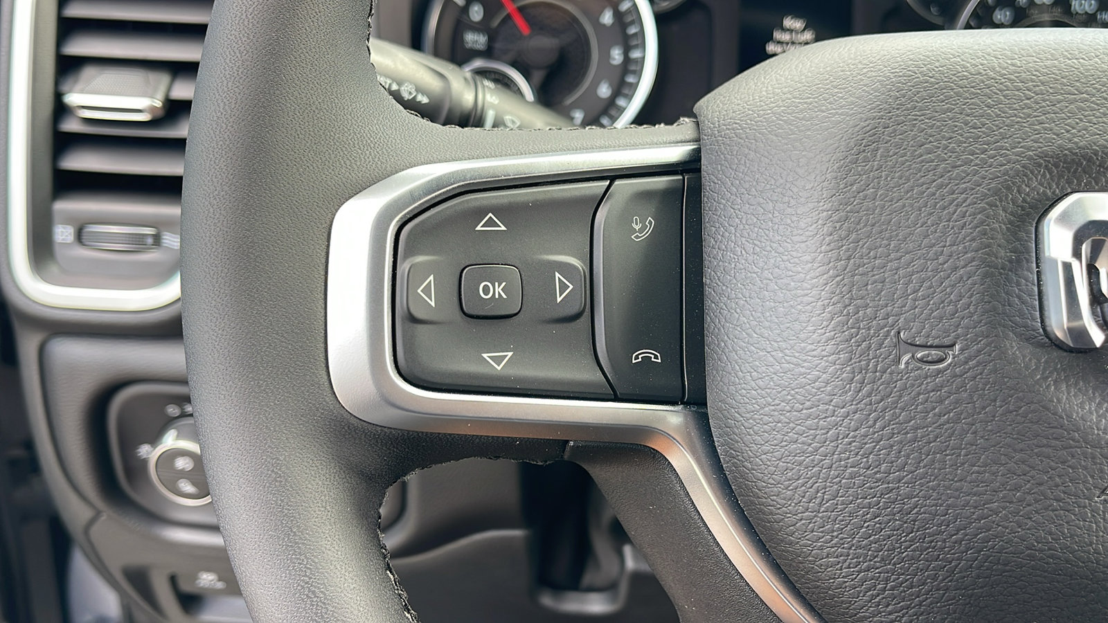 2025 Ram 1500 Big Horn Lone Star photo 25