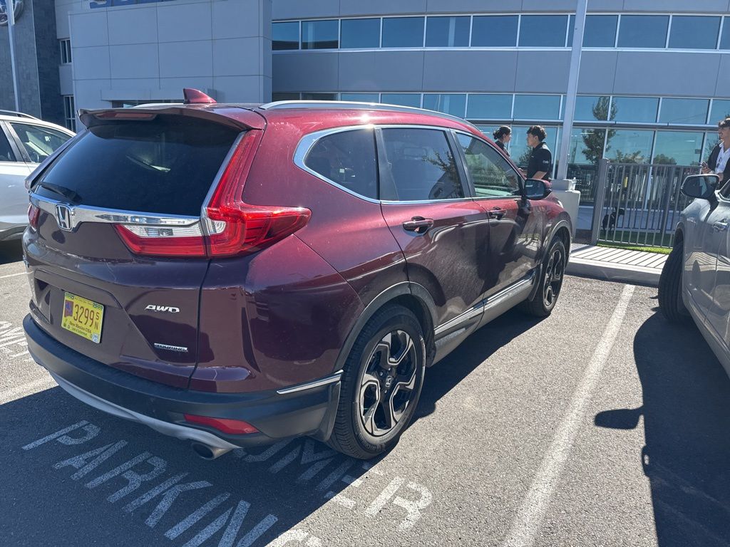 2018 Honda CR-V Touring photo 4
