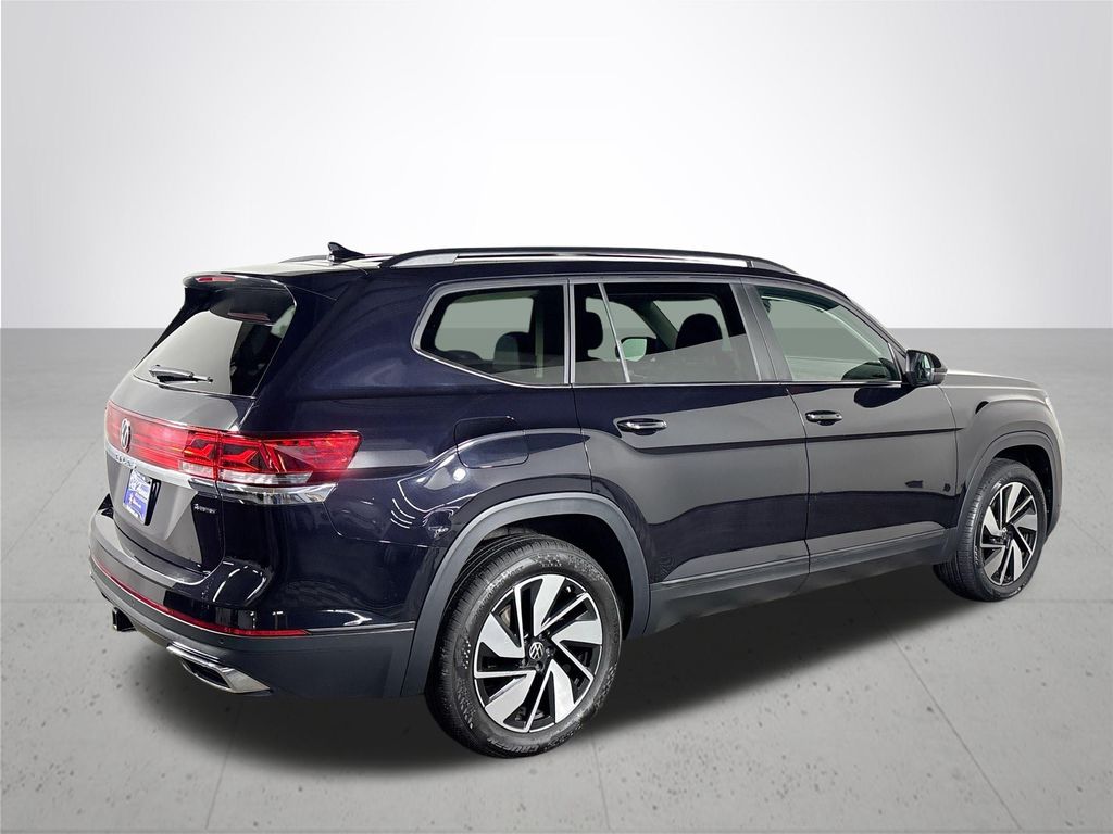 2024 Volkswagen Atlas SE Technology photo 6