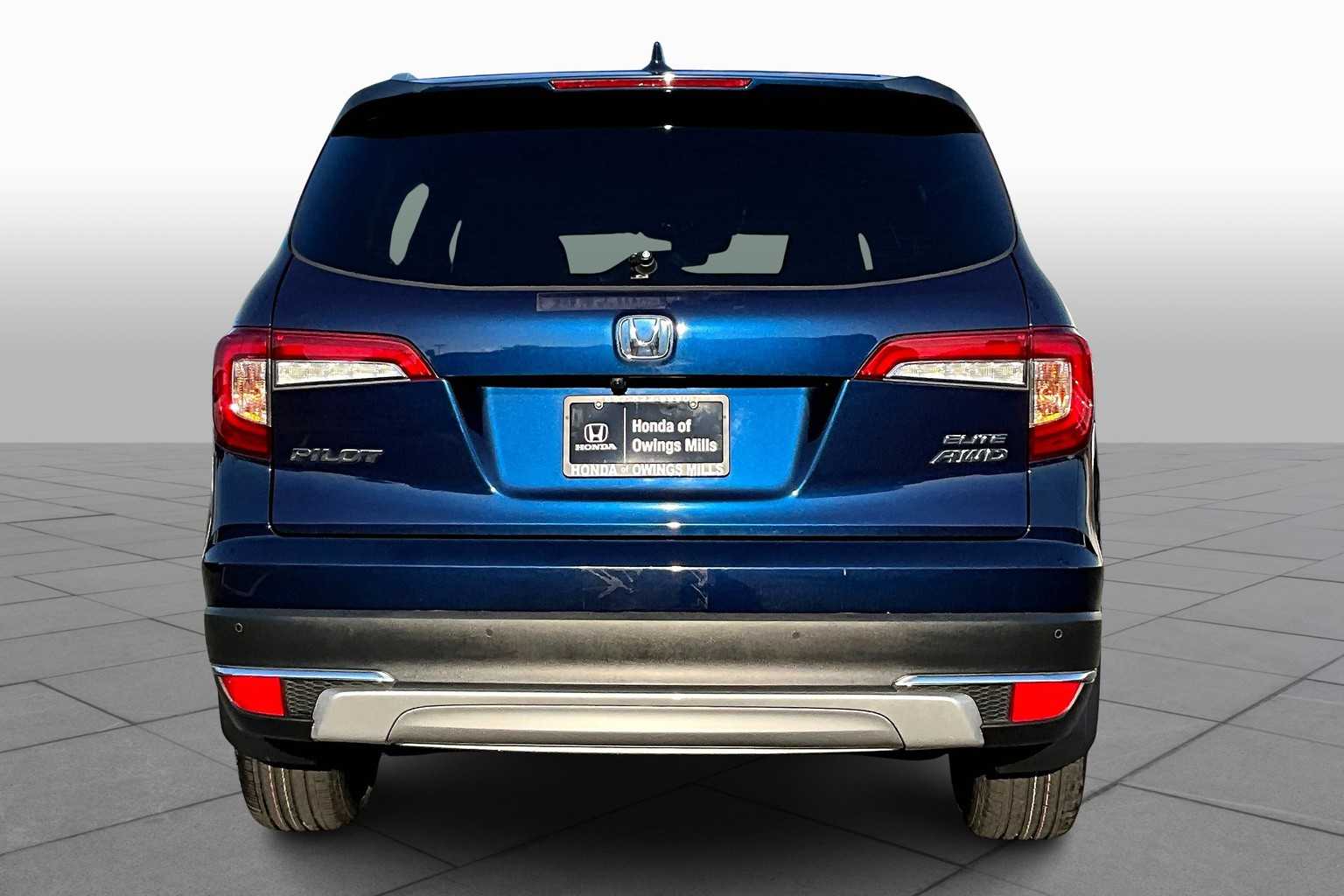 2022 Honda Pilot Elite photo 3