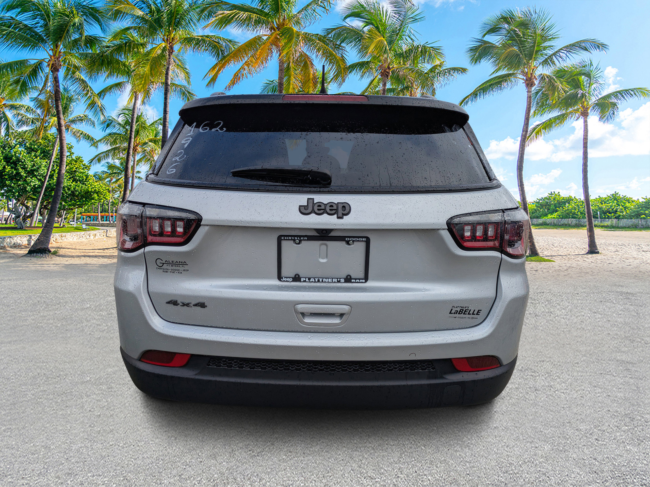 2024 Jeep Compass Latitude photo 4