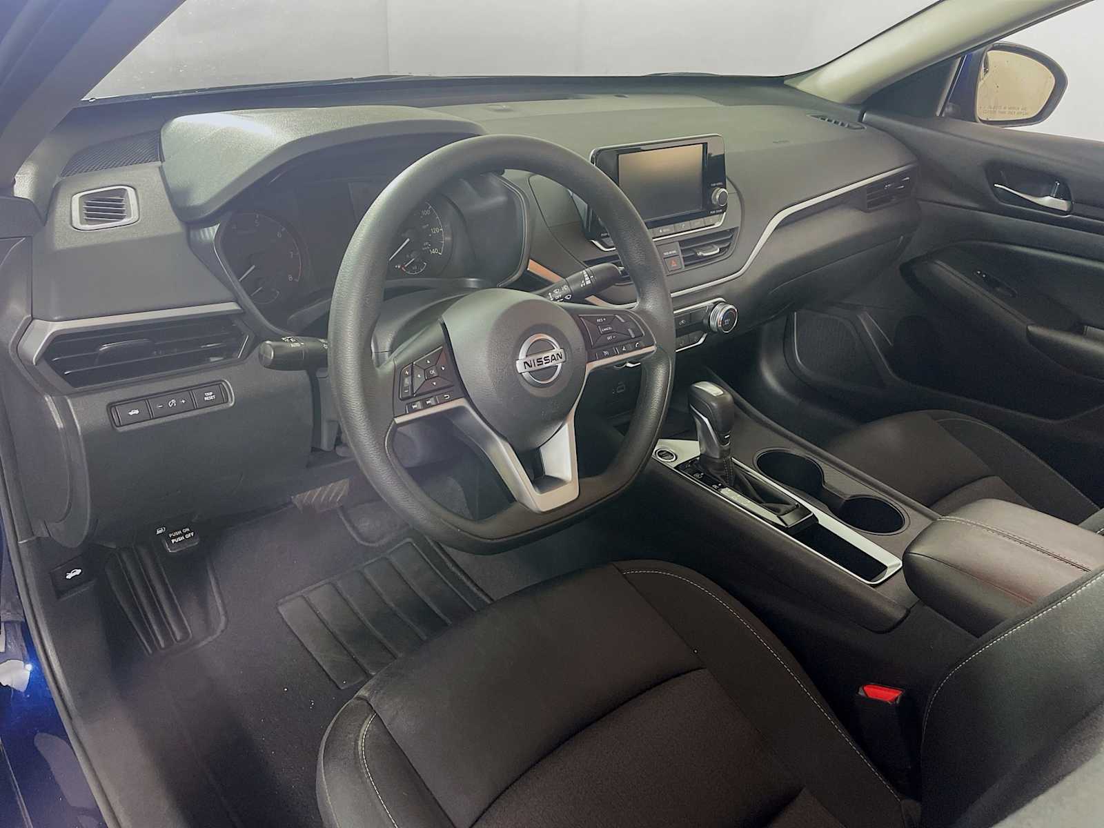2021 Nissan Altima 2.5 S photo 7