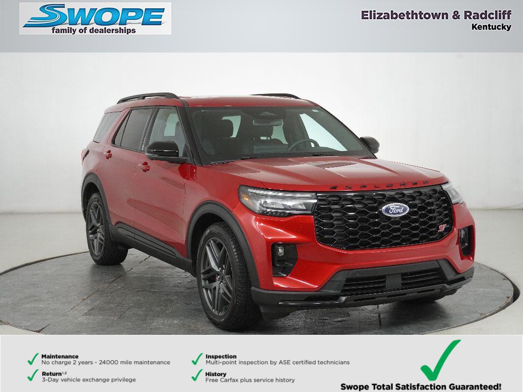 2025 Ford Explorer ST's photo