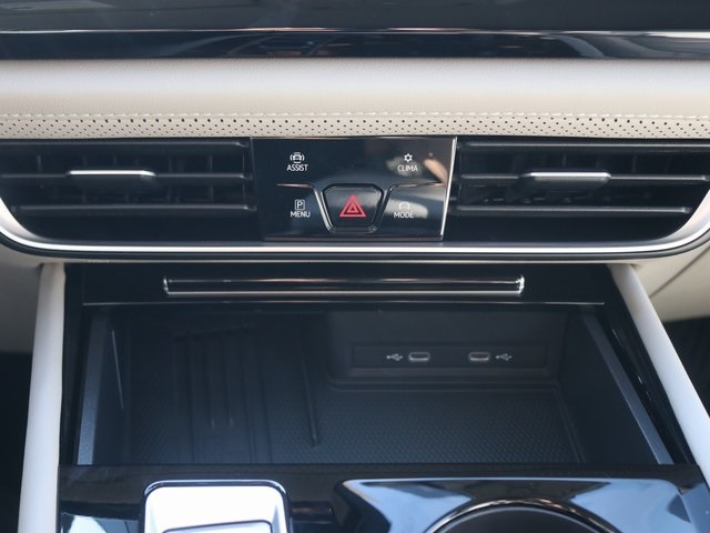 2026 Volkswagen Atlas SE Technology photo 19