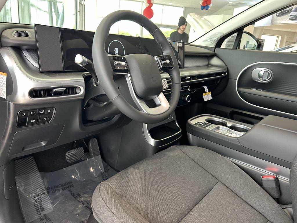 2026 Hyundai Ioniq photo 10