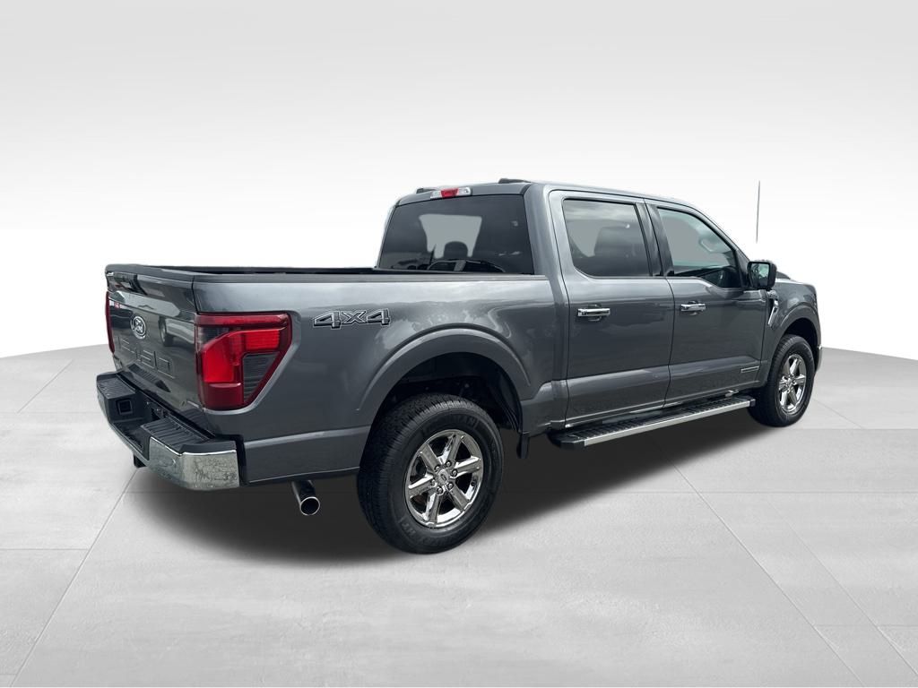 2024 Ford F-150 XLT photo 3