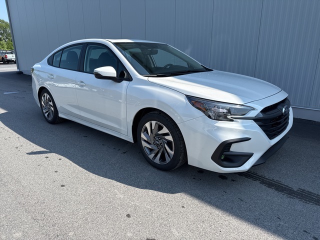 2025 Subaru Legacy Limited's photo