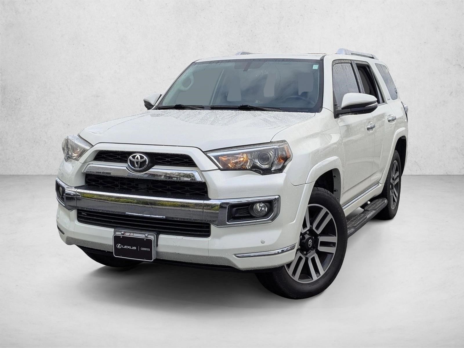 2018 Toyota 4Runner Limited's photo