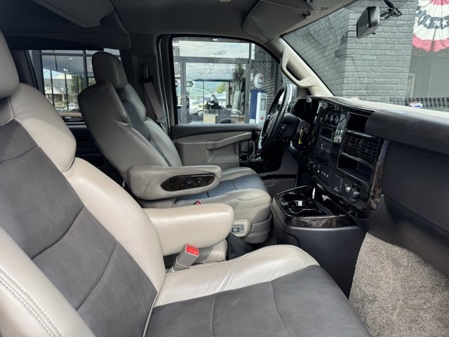 2022 Chevrolet Express Cargo Van 2500 photo 9
