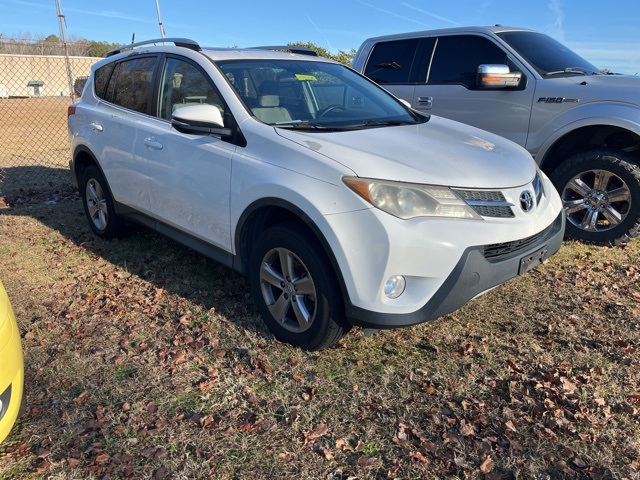 2014 Toyota RAV4 XLE's photo