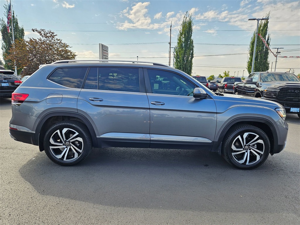 2023 Volkswagen Atlas V6 SEL photo 7
