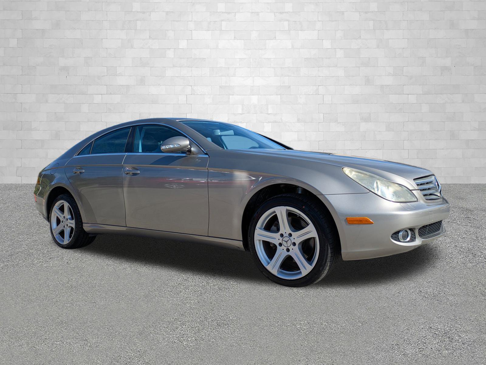 2007 Mercedes-Benz CLS-Class CLS550's photo