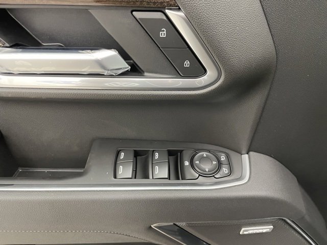 2025 Chevrolet Silverado 1500 RST photo 4